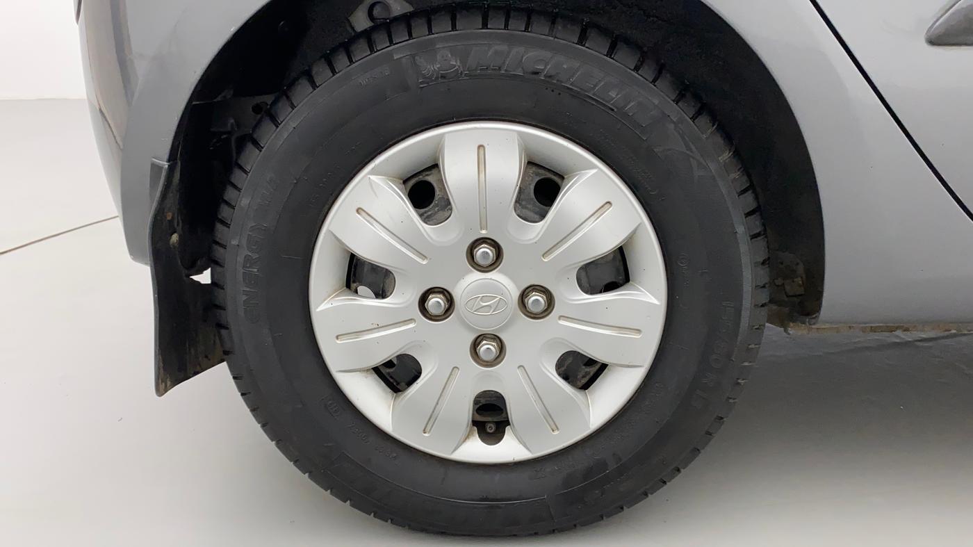 2010 Hyundai i10 SPORTZ 1.2 AT, Petrol, Automatic, 29,727 km, Right Rear Wheel
