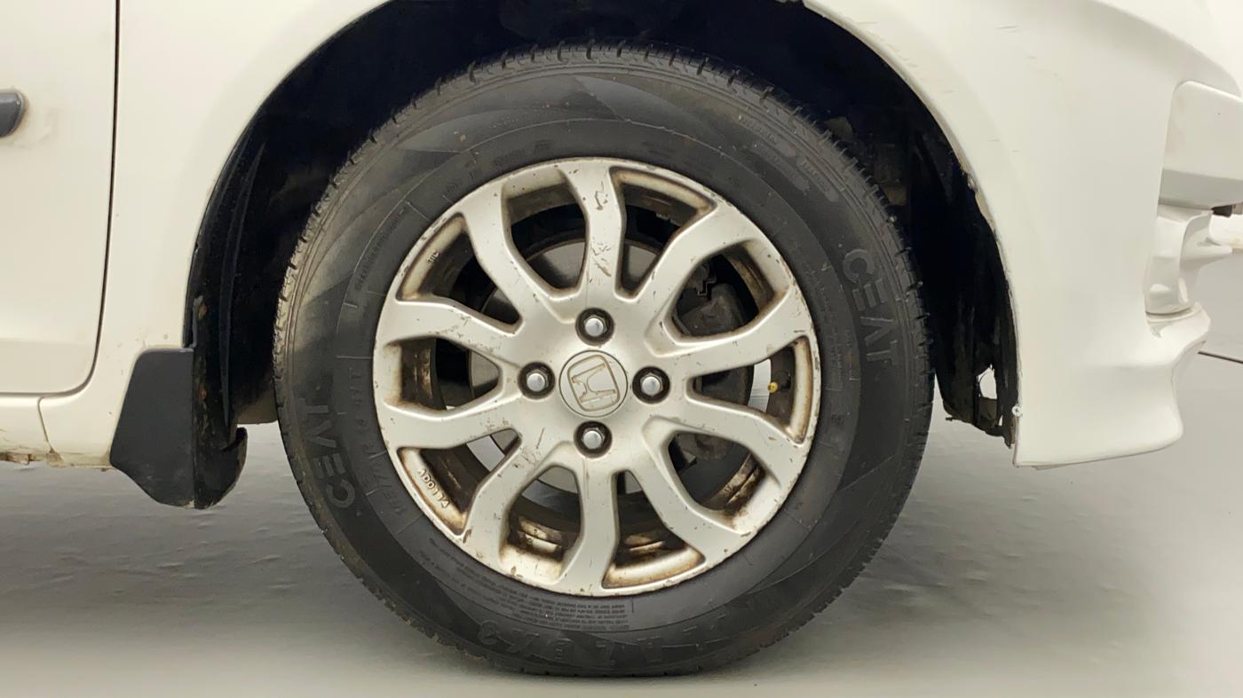 2015 Honda Amaze 1.2L I-VTEC VX, CNG, Manual, 64,541 km, Right Front Wheel