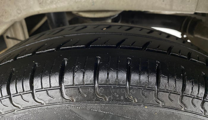 2018 Maruti Alto 800 LXI, CNG, Manual, 64,613 km, Left Rear Tyre Tread
