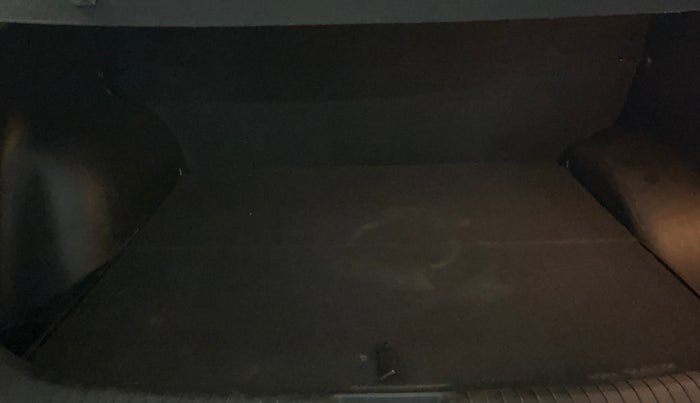 2016 Hyundai Creta  SX 1.6 Petrol , Petrol, Manual, 48,487 km, Boot Inside