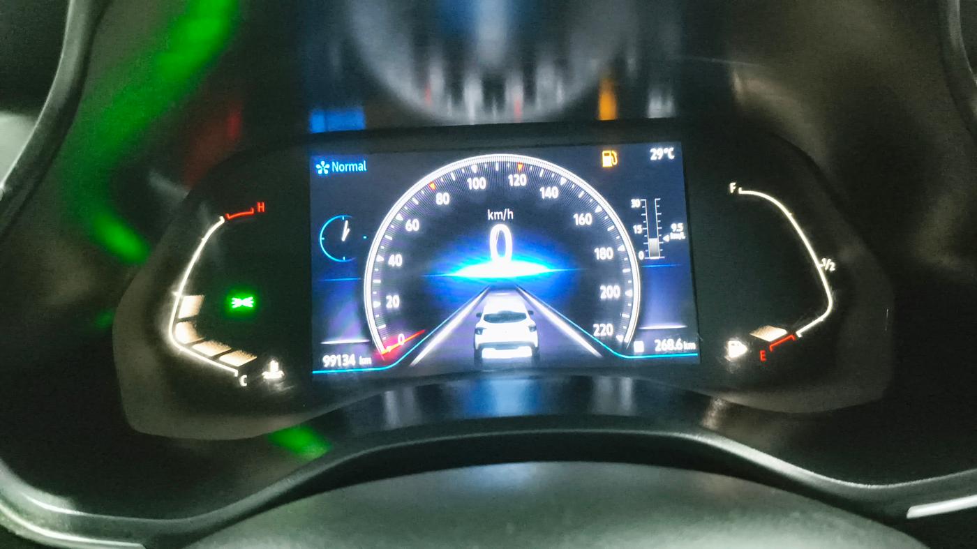 2021 Renault Kiger RXZ TURBO MT, Petrol, Manual, 99,122 km, Odometer Image