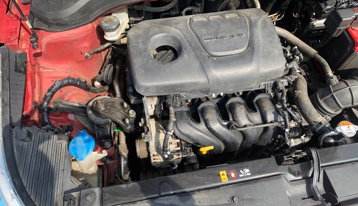 2017 Hyundai Verna 1.6 VTVT SX, Petrol, Manual, 70,826 km, Engine View - Right