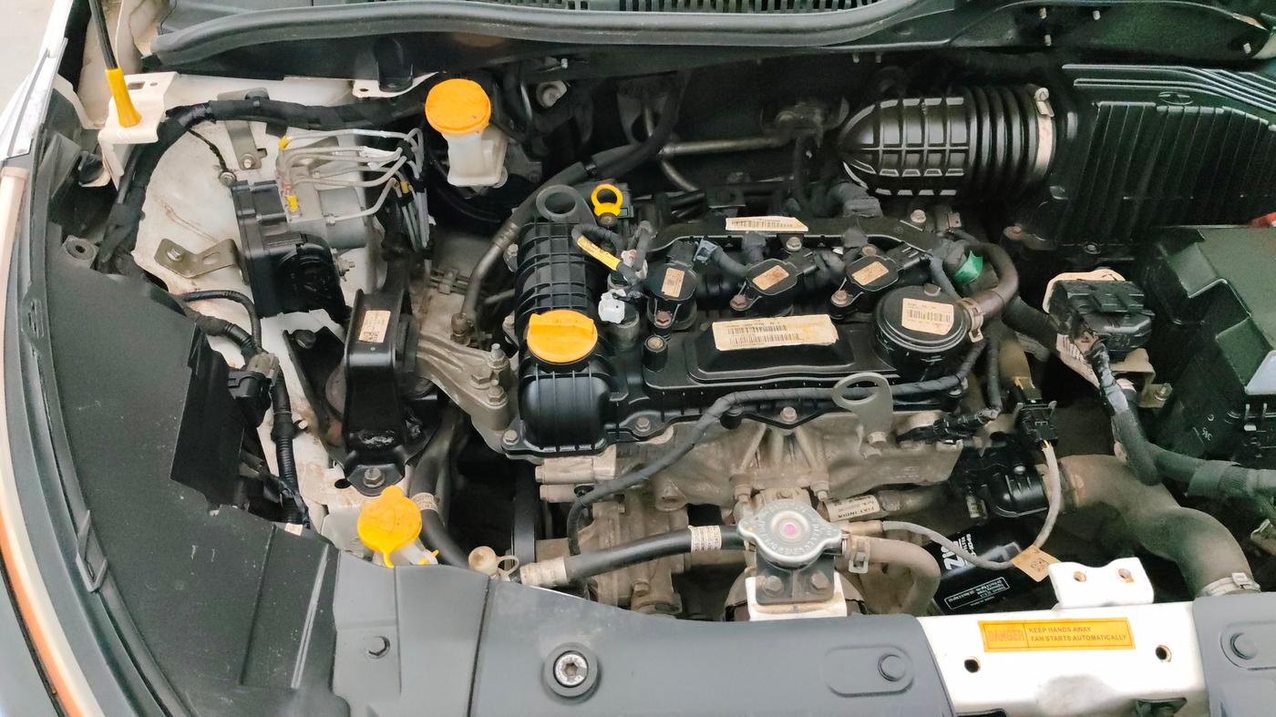 2021 Tata ALTROZ XE PETROL, Petrol, Manual, 48,354 km, Engine View - Right