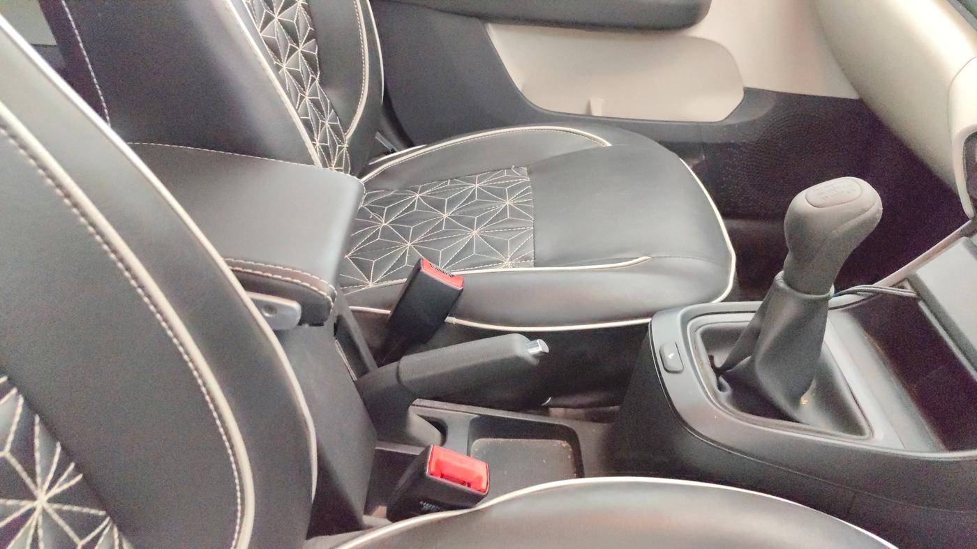 2021 Tata ALTROZ XE PETROL, Petrol, Manual, 48,354 km, Gear Lever