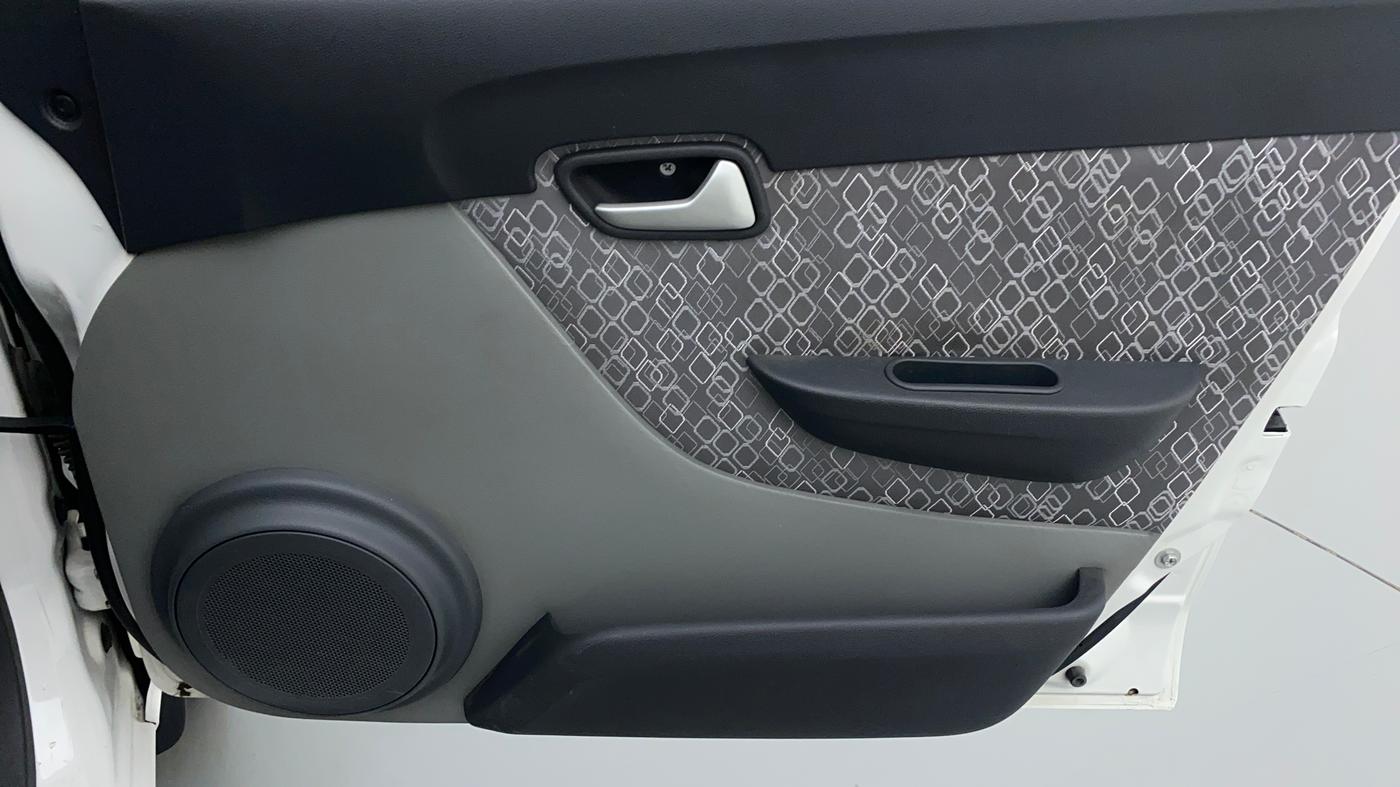2018 Maruti Alto 800 LXI, Petrol, Manual, 20,242 km, Driver Side Door Panels Control