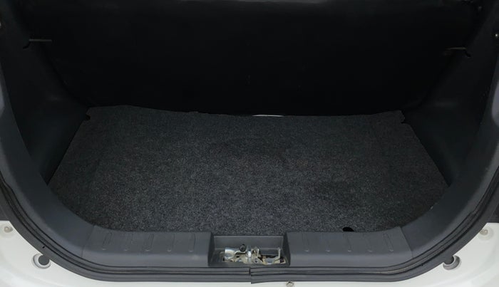 2018 Maruti Alto 800 LXI, Petrol, Manual, 20,242 km, Boot Inside