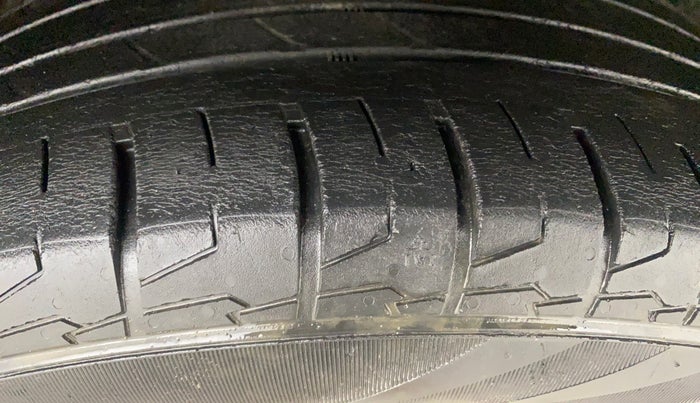 2023 Hyundai Creta EX 1.5 DIESEL, Diesel, Manual, 47,887 km, Right Front Tyre Tread