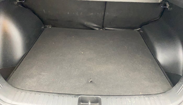 2023 Hyundai Creta EX 1.5 DIESEL, Diesel, Manual, 47,887 km, Boot Inside