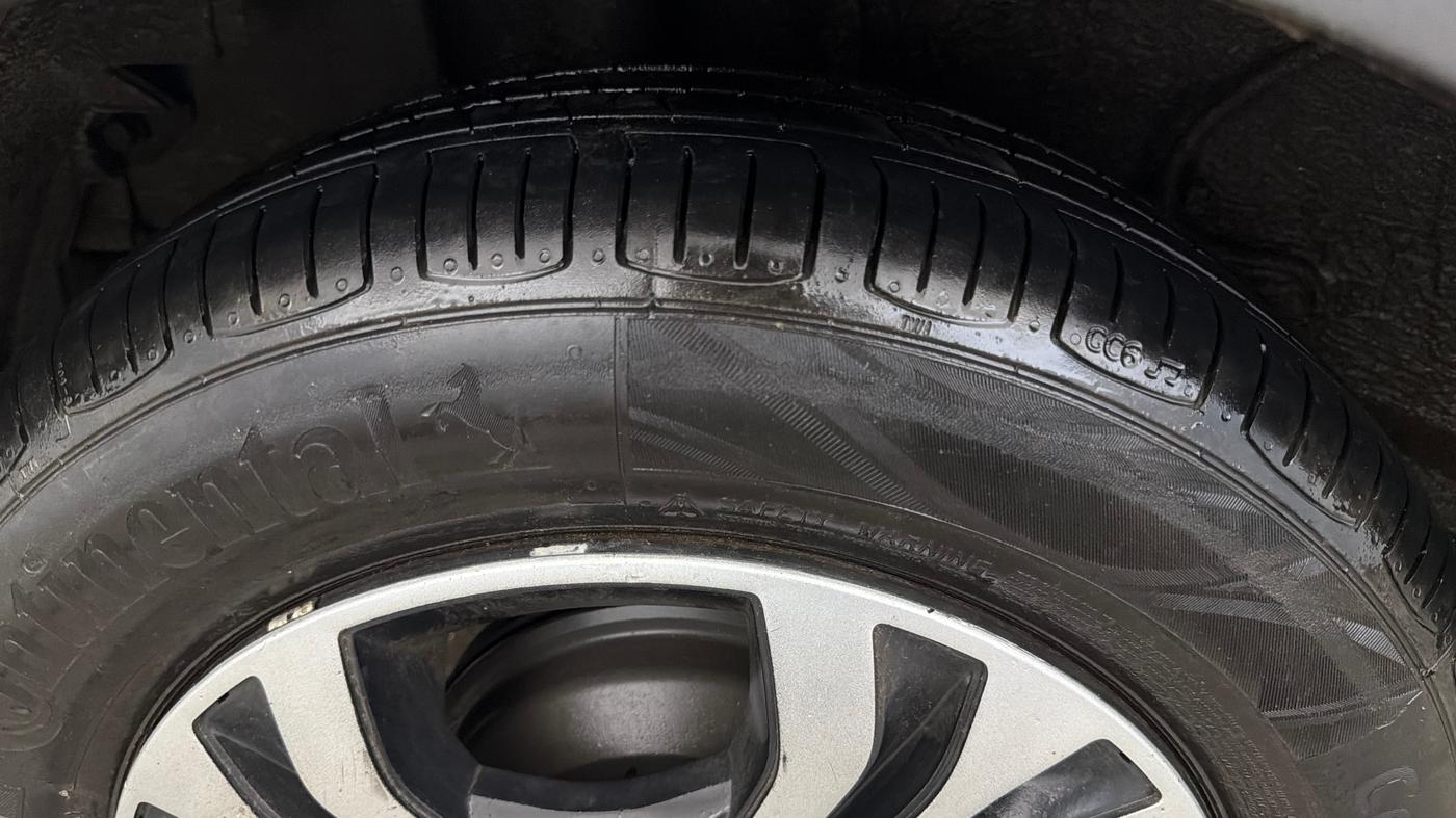 2021 Tata Tiago XZ PETROL, Petrol, Manual, 1,00,522 km, Right Rear Tyre Tread
