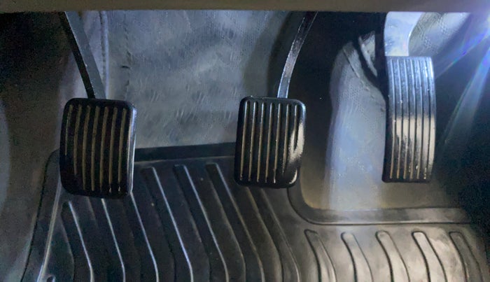 2020 Hyundai NEW SANTRO SPORTZ CNG, CNG, Manual, 1,15,118 km, Pedals