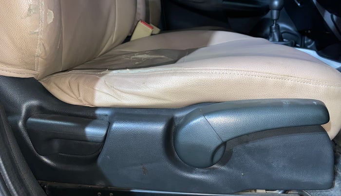 2017 Honda Jazz 1.2L I-VTEC S, Petrol, Manual, 63,535 km, Driver Side Adjustment Panel