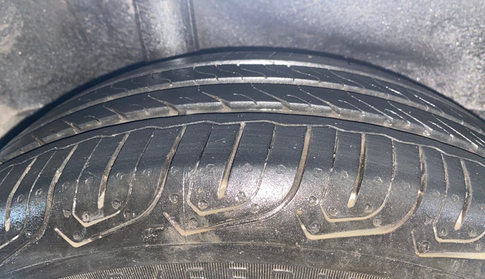 2017 Honda Jazz 1.2L I-VTEC S, Petrol, Manual, 63,535 km, Right Rear Tyre Tread