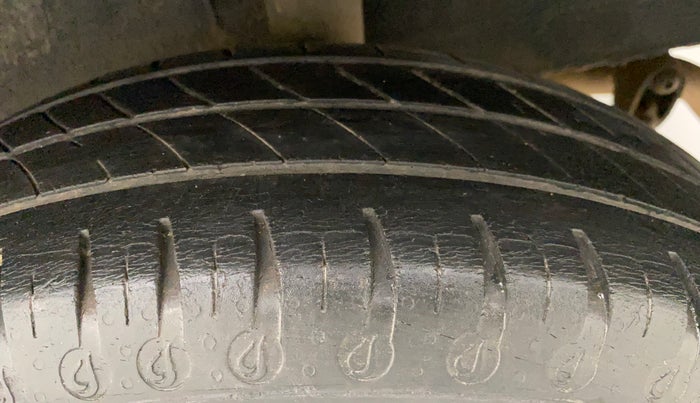2021 Renault Kwid CLIMBER 1.0 (O), Petrol, Manual, 41,535 km, Left Rear Tyre Tread