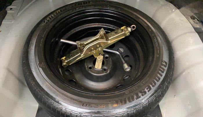 2014 Hyundai Verna FLUIDIC 1.6 VTVT SX, Petrol, Manual, 67,722 km, Spare Tyre