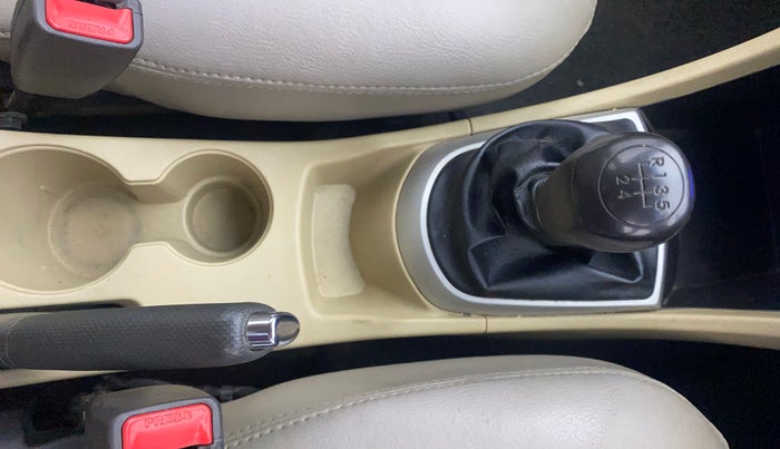 2014 Hyundai Verna FLUIDIC 1.6 VTVT SX, Petrol, Manual, 67,722 km, Gear Lever