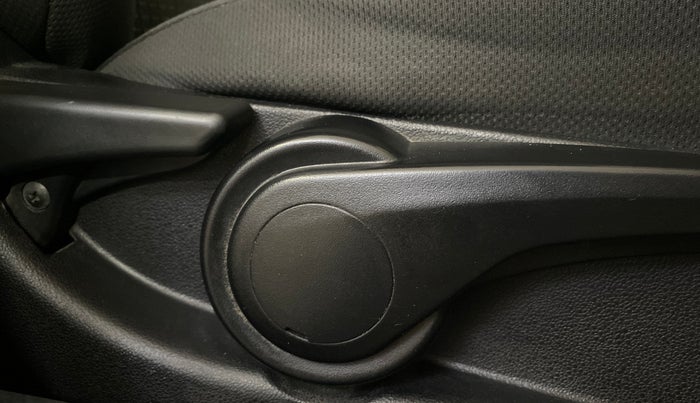 2018 Tata TIGOR XZ PETROL, Petrol, Manual, 72,006 km, Driver Side Adjustment Panel