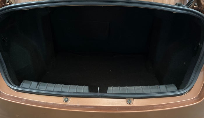 2018 Tata TIGOR XZ PETROL, Petrol, Manual, 72,006 km, Boot Inside