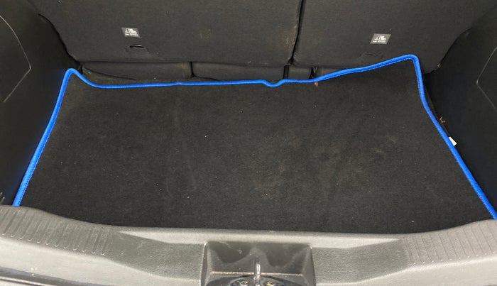 2022 Renault Kiger RXZ TURBO CVT, Petrol, Automatic, 24,574 km, Boot Inside