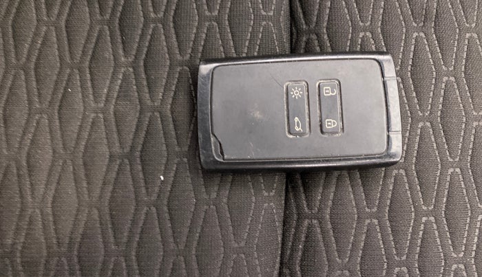 2022 Renault Kiger RXZ TURBO CVT, Petrol, Automatic, 24,574 km, Key Close Up