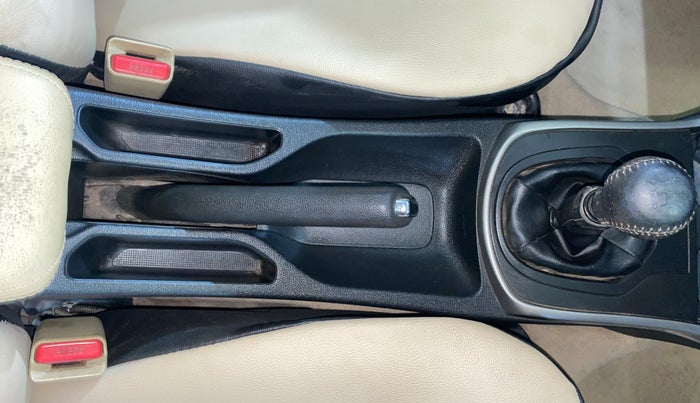 2016 Honda City 1.5L I-VTEC VX (O) MT, Petrol, Manual, 53,901 km, Gear Lever