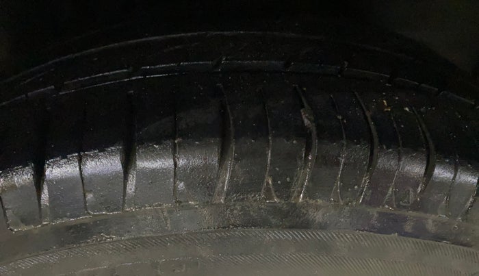 2016 Honda City 1.5L I-VTEC VX (O) MT, Petrol, Manual, 53,901 km, Left Rear Tyre Tread