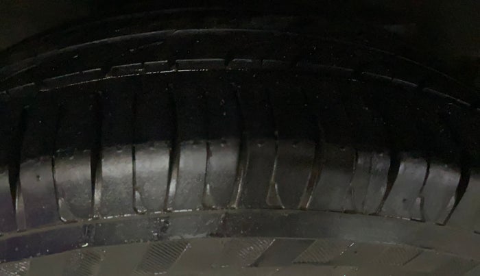 2016 Honda City 1.5L I-VTEC VX (O) MT, Petrol, Manual, 53,901 km, Right Rear Tyre Tread