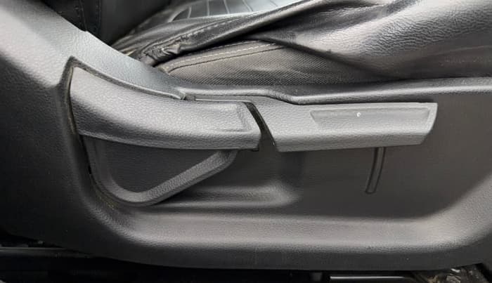 2019 KIA SELTOS HTK 1.5 PETROL, Petrol, Manual, 63,707 km, Driver Side Adjustment Panel
