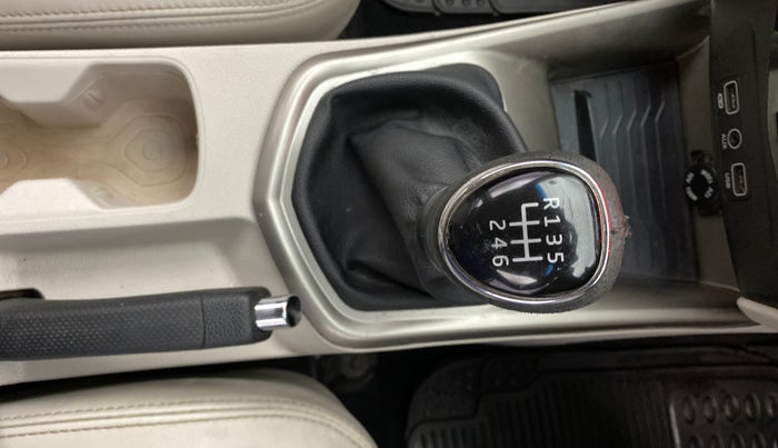 2019 Mahindra XUV300 W8 (O) 1.5 DIESEL, Diesel, Manual, 79,741 km, Gear Lever