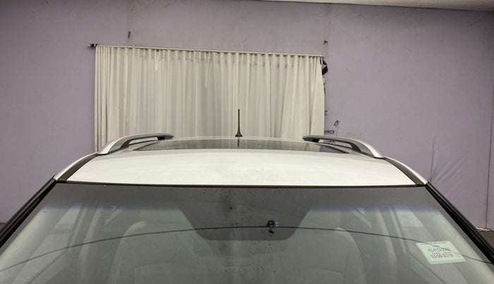 2019 Mahindra XUV300 W8 (O) 1.5 DIESEL, Diesel, Manual, 79,741 km, Moonroof/ Sunroof