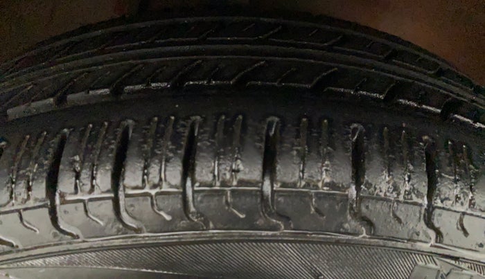 2012 Maruti Alto K10 LXI, Petrol, Manual, 60,223 km, Left Rear Tyre Tread