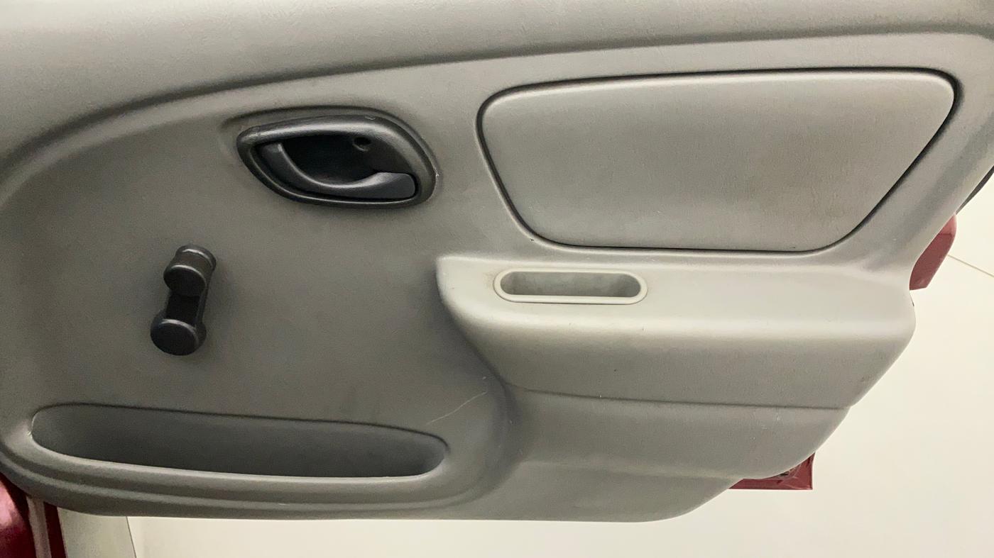 2012 Maruti Alto K10 LXI, Petrol, Manual, 60,223 km, Driver Side Door Panels Control