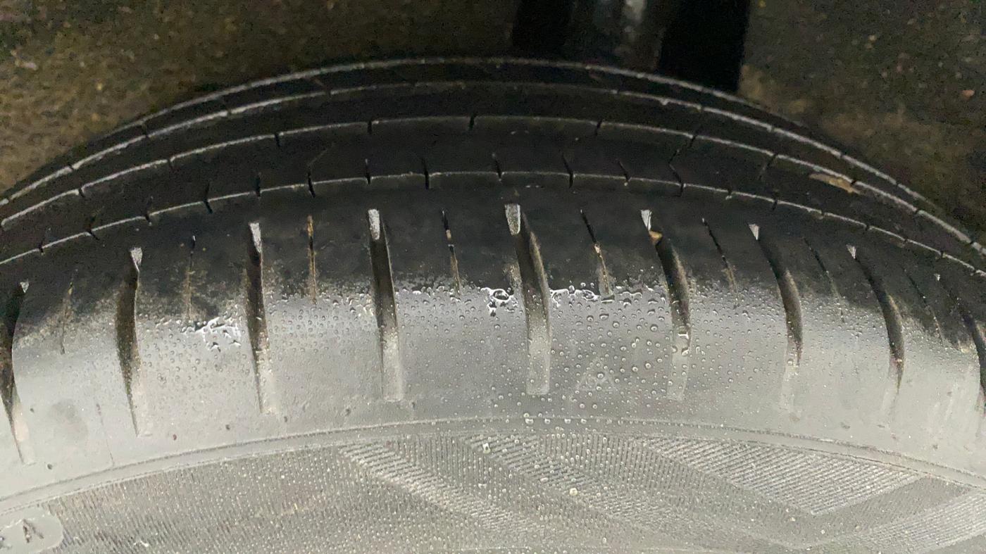 2019 Toyota Glanza G CVT, Petrol, Automatic, 28,809 km, Left Rear Tyre Tread