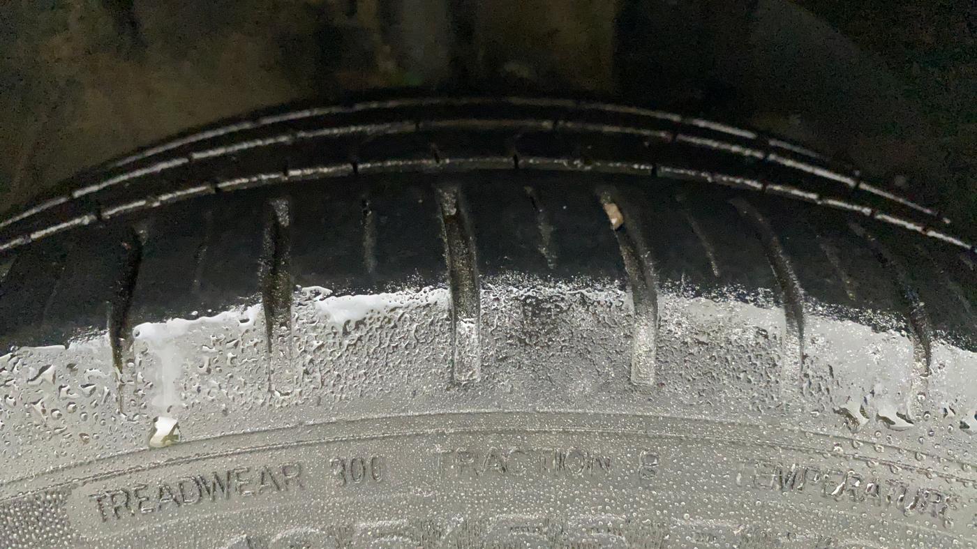 2019 Toyota Glanza G CVT, Petrol, Automatic, 28,809 km, Right Front Tyre Tread