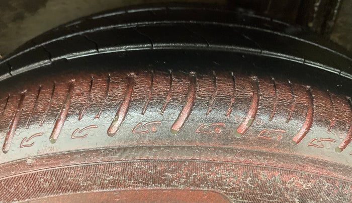 2013 Renault Pulse RXZ DIESEL, Diesel, Manual, 85,458 km, Left Rear Tyre Tread