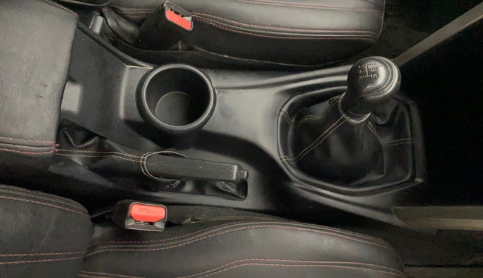 2020 Toyota Innova Crysta 2.4 GX 7 STR, Diesel, Manual, 60,111 km, Gear Lever