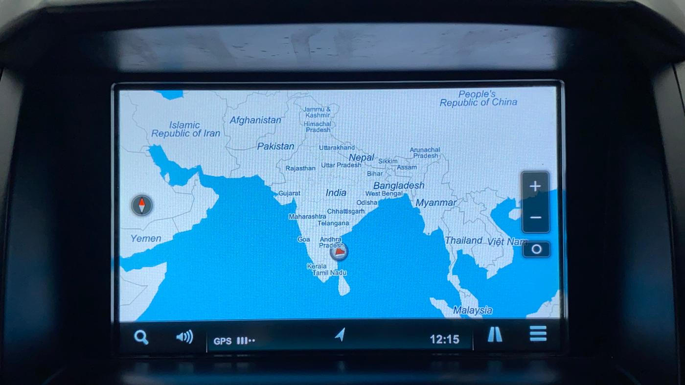 2016 Mahindra XUV500 W10, Diesel, Manual, 76,295 km, Navigation System