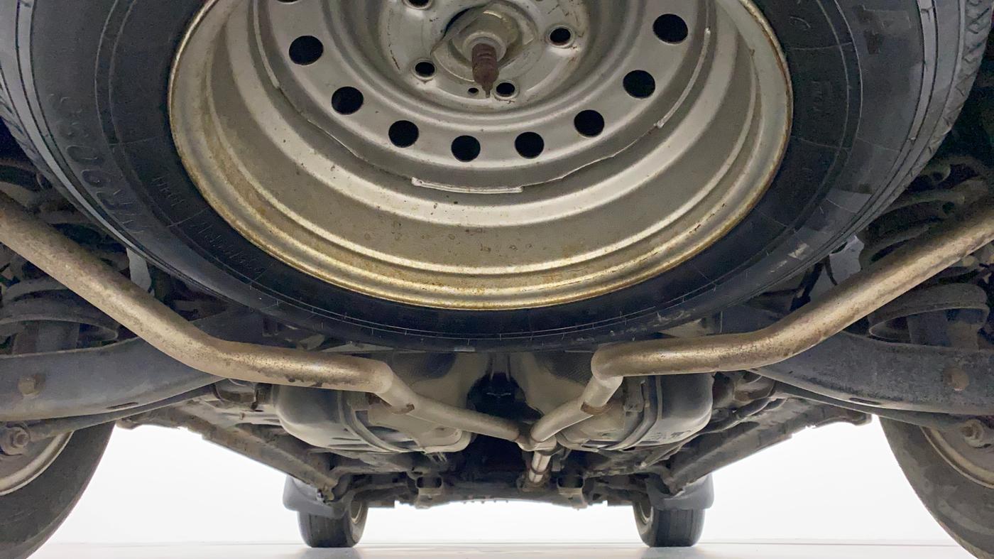 2016 Mahindra XUV500 W10, Diesel, Manual, 76,295 km, Rear Underbody