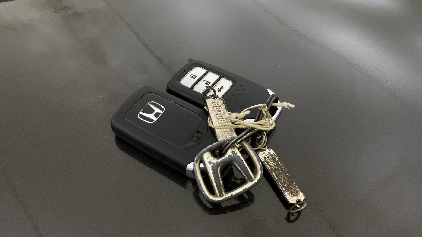 2015 Honda City 1.5L I-VTEC VX (O) MT, Petrol, Manual, 50,370 km, Key Close Up