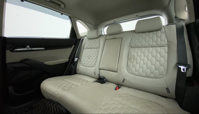 2021 KIA SELTOS HTX IVT 1.5 PETROL, Petrol, Automatic, 13,414 km, Right Side Rear Door Cabin