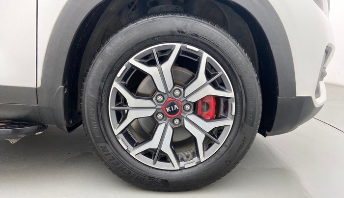 2019 KIA SELTOS GTX PLUS AT 1.5 DIESEL, Diesel, Automatic, 81,093 km, Right Front Wheel