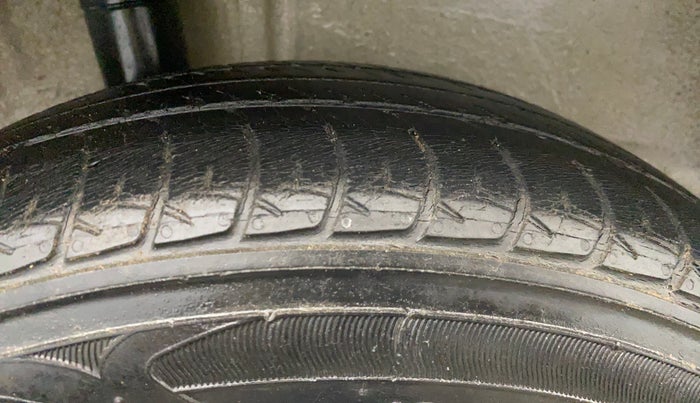 2020 Maruti New Wagon-R VXI 1.0, Petrol, Manual, 32,124 km, Right Rear Tyre Tread