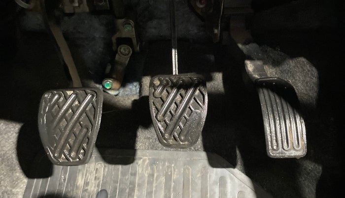 2018 Datsun Go Plus T, Petrol, Manual, 80,776 km, Pedals