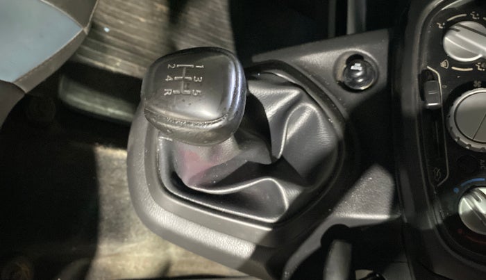 2018 Datsun Go Plus T, Petrol, Manual, 80,776 km, Gear Lever