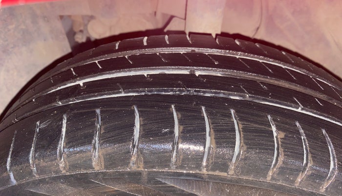 2018 Datsun Go Plus T, Petrol, Manual, 80,776 km, Left Front Tyre Tread