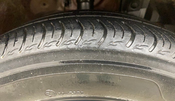 2023 Honda Amaze 1.2L I-VTEC VX, Petrol, Manual, 49,814 km, Right Front Tyre Tread