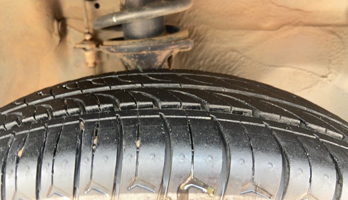 2018 Maruti Alto 800 LXI, Petrol, Manual, 46,730 km, Right Front Tyre Tread