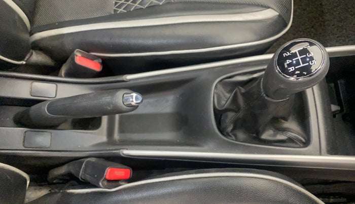 2017 Maruti Baleno DELTA PETROL 1.2, Petrol, Manual, 39,043 km, Gear Lever