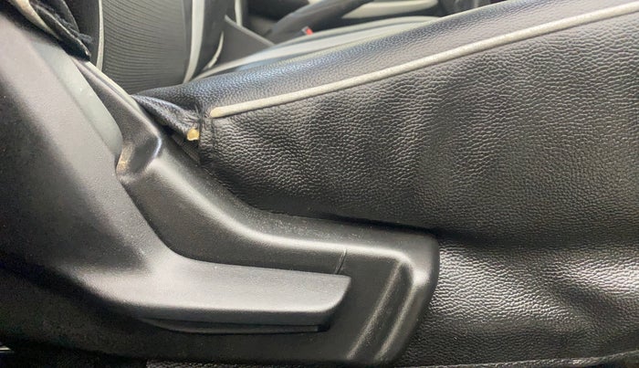 2017 Maruti Baleno DELTA PETROL 1.2, Petrol, Manual, 39,043 km, Driver Side Adjustment Panel