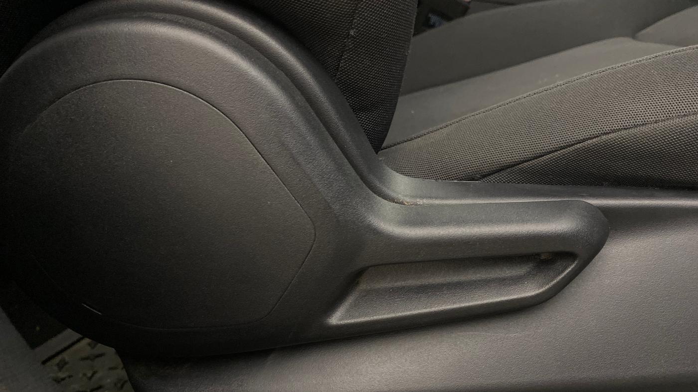 2024 Tata NEXON Smart Plus 1.2 Revotron 6 AMT, Petrol, Automatic, 6,297 km, Driver Side Adjustment Panel
