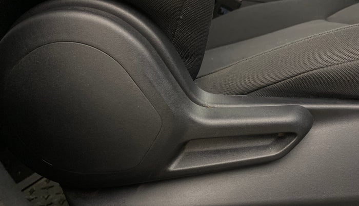 2024 Tata NEXON Smart Plus 1.2 Revotron 6 AMT, Petrol, Automatic, 6,297 km, Driver Side Adjustment Panel